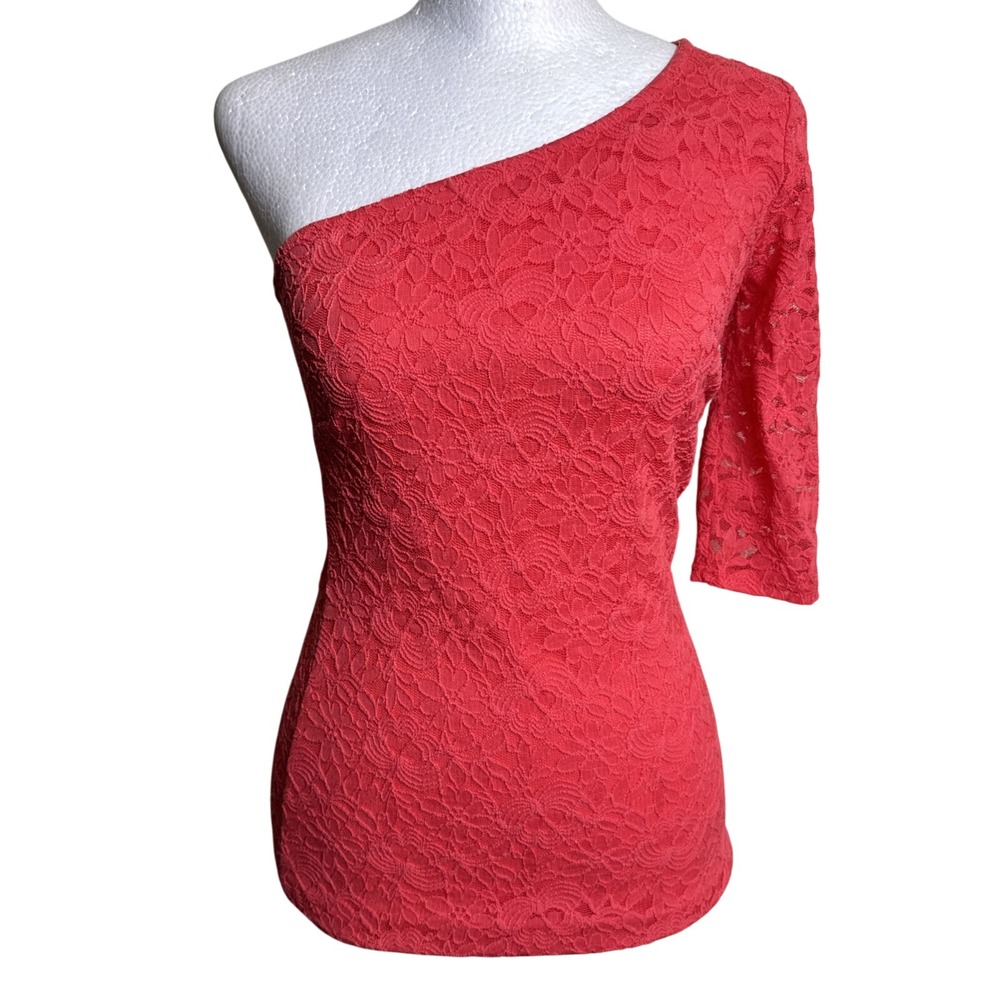 GUESS LA Coral Pink Lace One Shoulder Top M Asymmetrical Romantic Coquette
